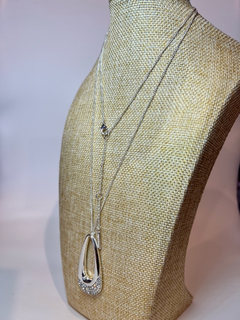 Nine West NWOT Polished Silver-Toned Metal Teardrop Crystals Sweater Necklace - Picture 7 of 14